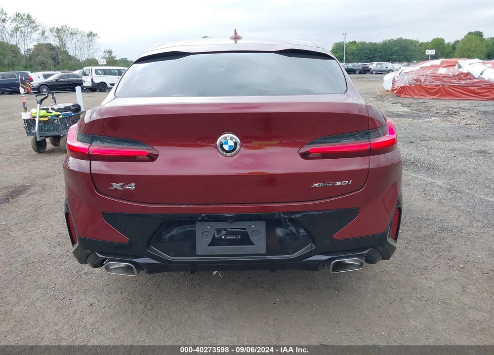 2024 BMW X4 VIN: 5UX33DT04R9W77860
