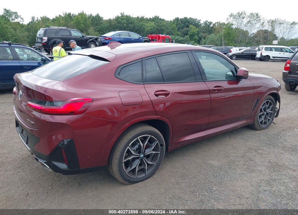 2024 BMW X4 VIN: 5UX33DT04R9W77860