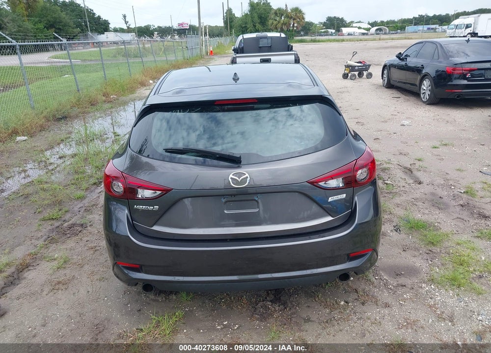 2017 MAZDA 3 TOURING 2.5 VIN: 3MZBN1L35HM142372