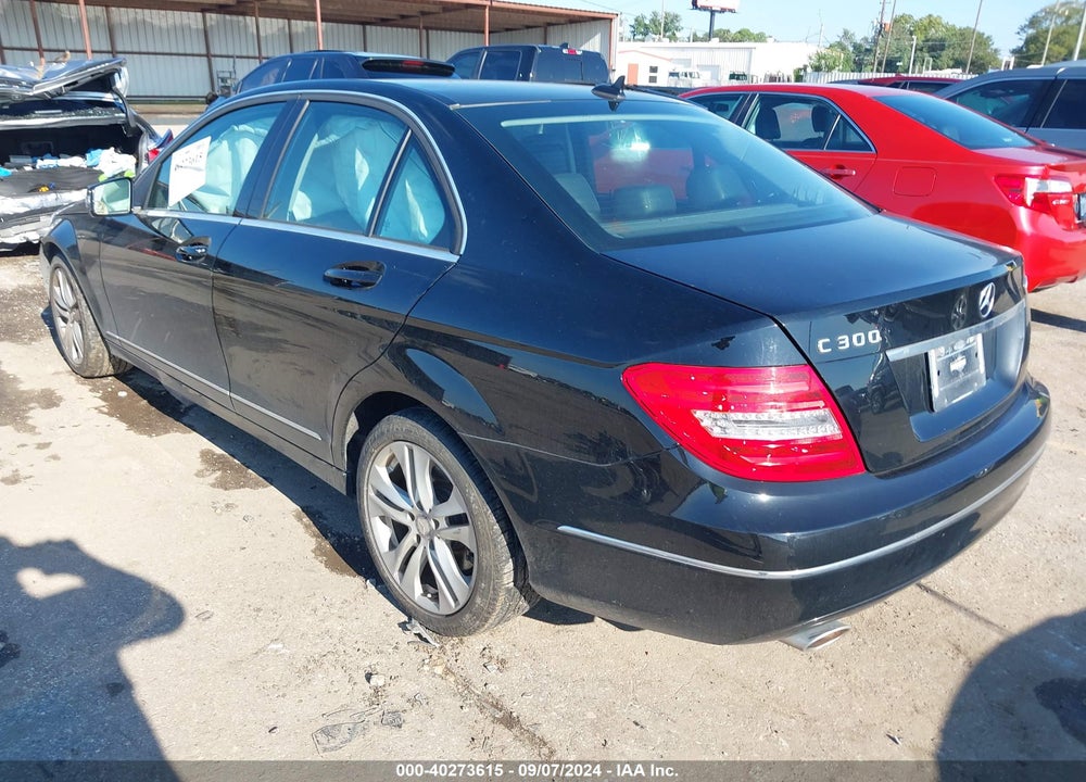 2014 MERCEDES-BENZ C 300 LUXURY 4MATIC/SPORT 4MATIC VIN: WDDGF8AB3EG253300