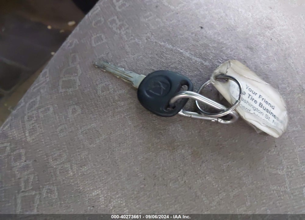 2001 SATURN SL1 VIN: 1G8ZG52861Z283045