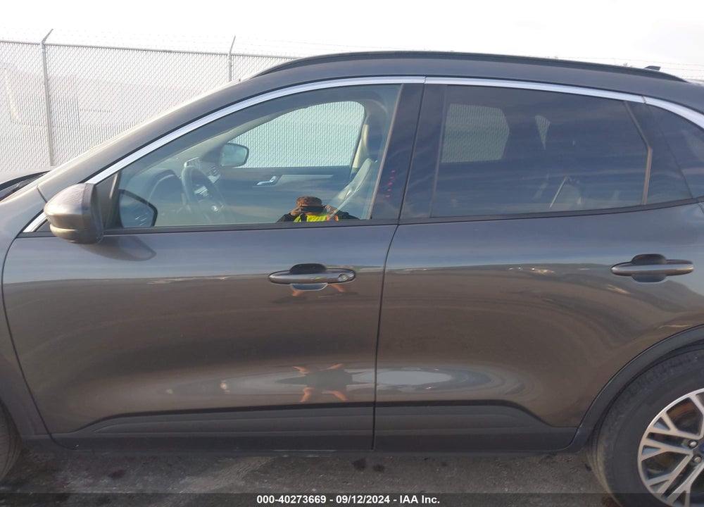 2020 FORD ESCAPE SEL VIN: 1FMCU9H65LUB64514