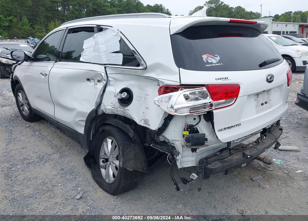 2017 KIA SORENTO 3.3L LX VIN: 5XYPG4A5XHG292452
