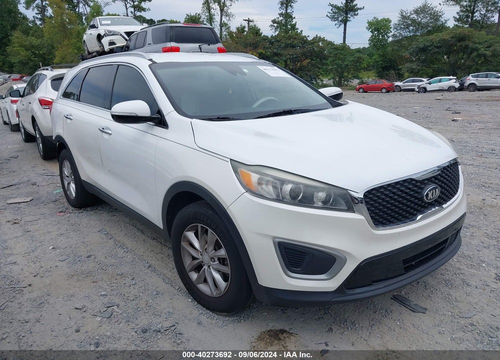 2017 KIA SORENTO 3.3L LX VIN: 5XYPG4A5XHG292452