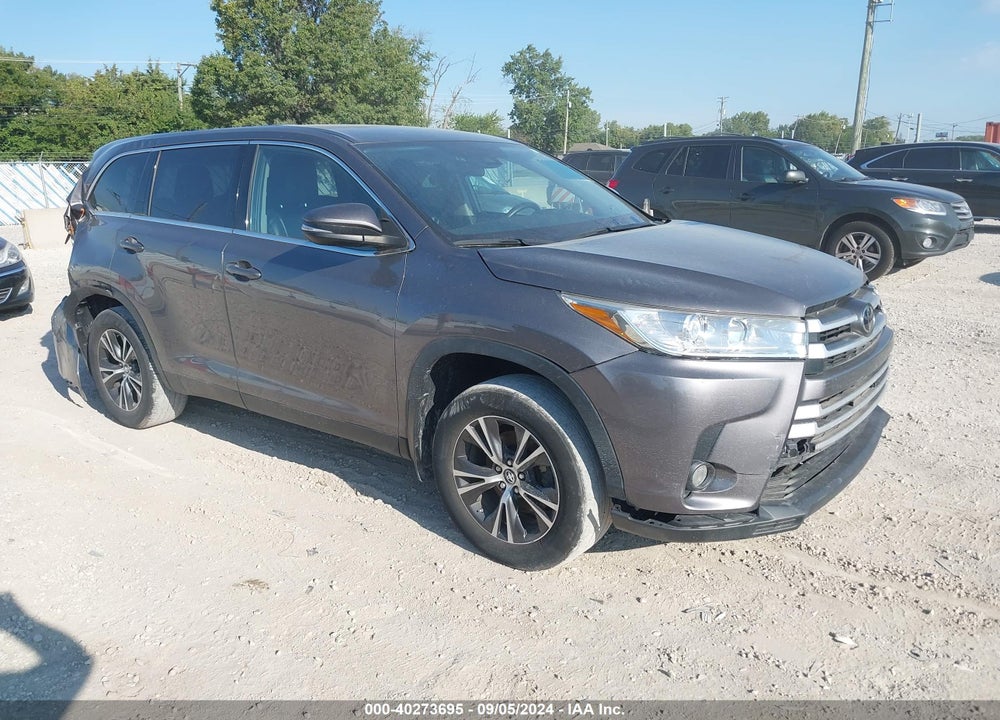 2019 TOYOTA HIGHLANDER LE PLUS VIN: 5TDBZRFH4KS732485