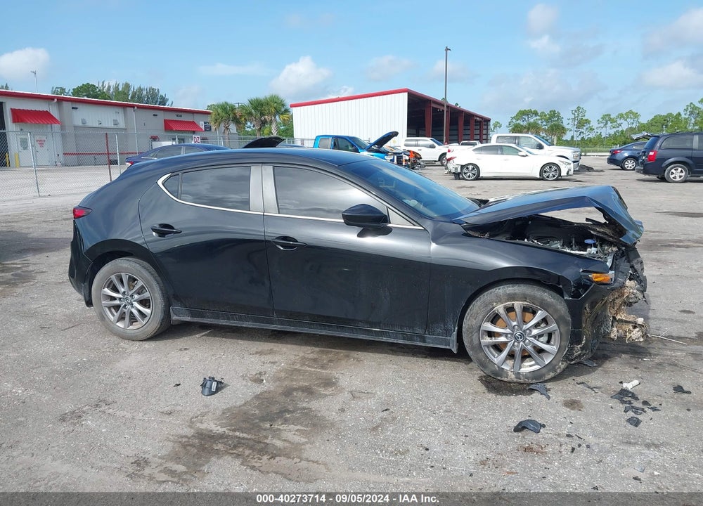 2021 MAZDA 3 2.5 S VIN: JM1BPAJL8M1347417