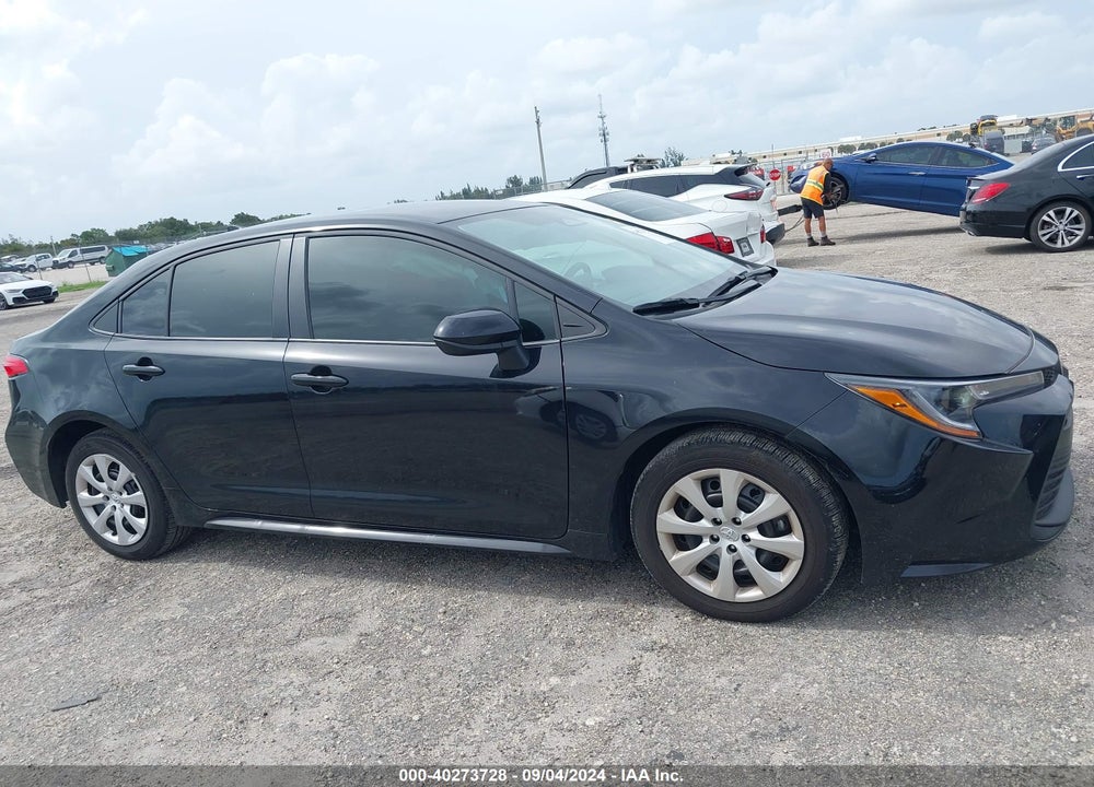 2024 TOYOTA COROLLA LE VIN: 5YFB4MDE0RP132124