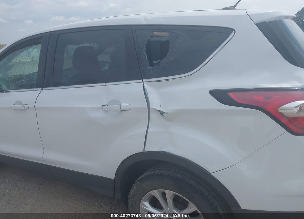 2017 FORD ESCAPE SE VIN: 1FMCU9GD1HUE37715