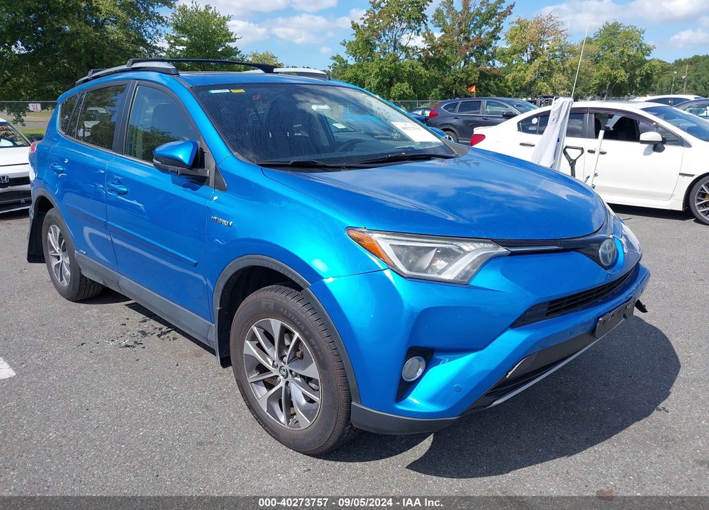 2017 TOYOTA RAV4 HYBRID XLE VIN: JTMRJREV7HD104924