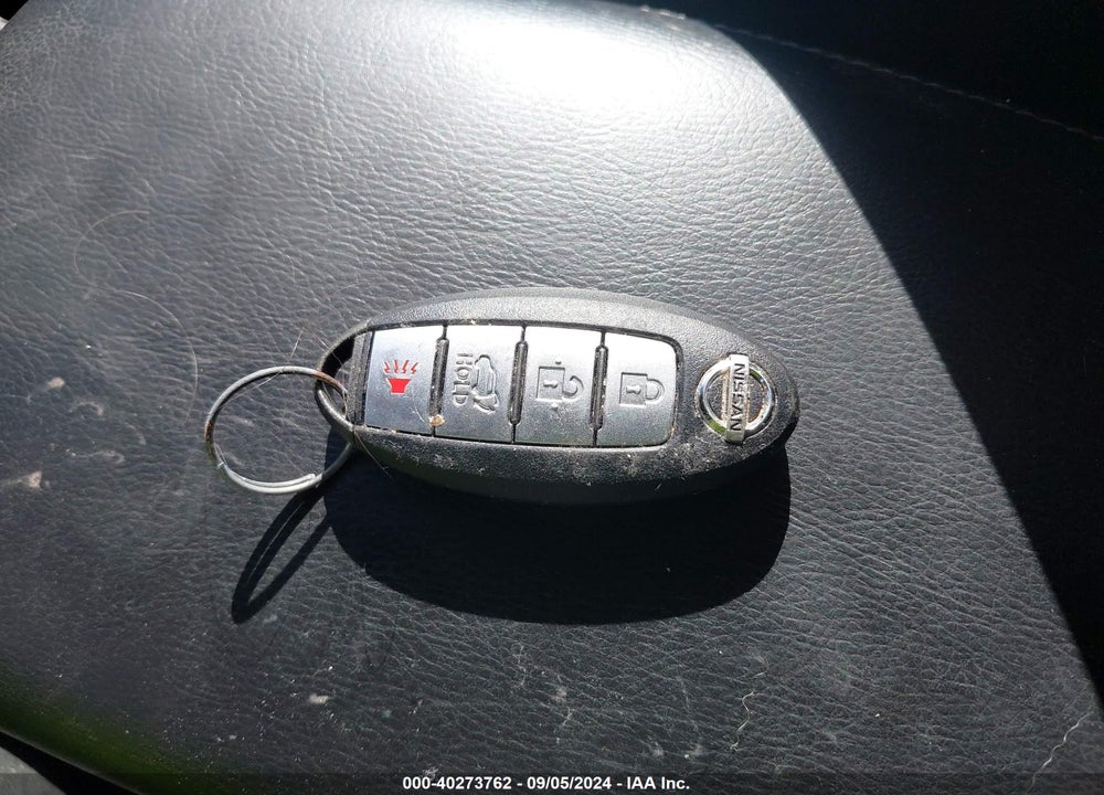 2015 NISSAN ROGUE SL VIN: 5N1AT2MV7FC890061
