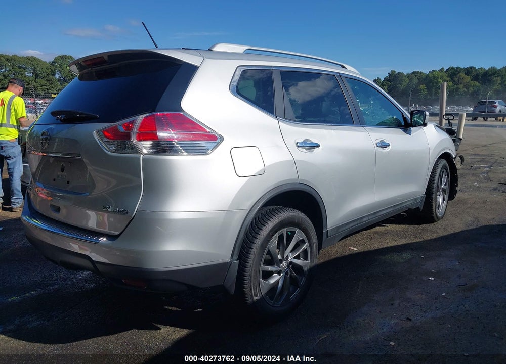 2015 NISSAN ROGUE SL VIN: 5N1AT2MV7FC890061