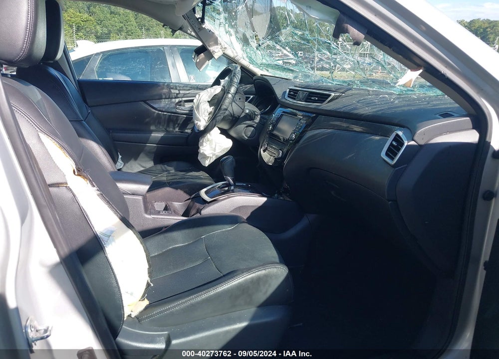 2015 NISSAN ROGUE SL VIN: 5N1AT2MV7FC890061