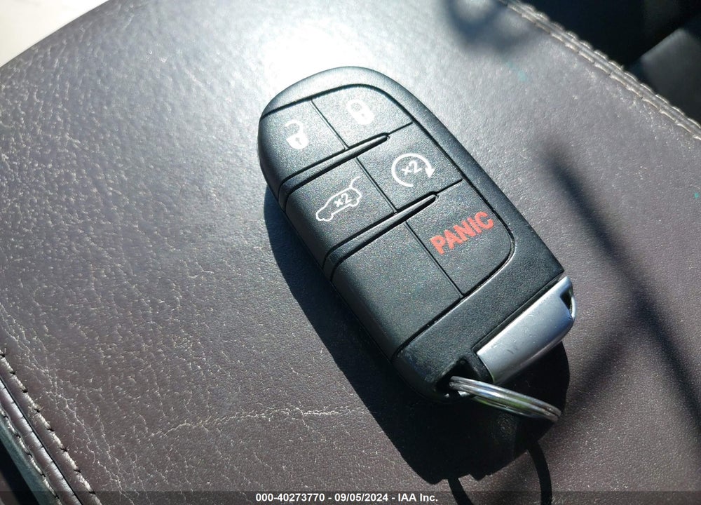 2014 JEEP GRAND CHEROKEE SUMMIT VIN: 1C4RJFJG0EC200577