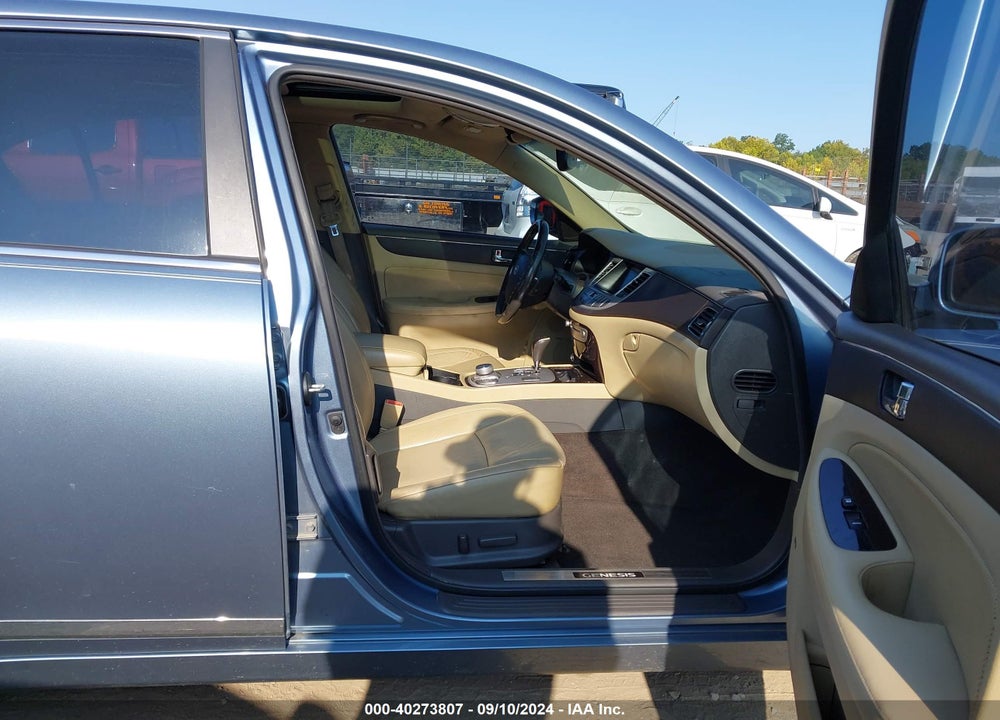 2009 HYUNDAI GENESIS 4.6 VIN: KMHGC46F59U064786