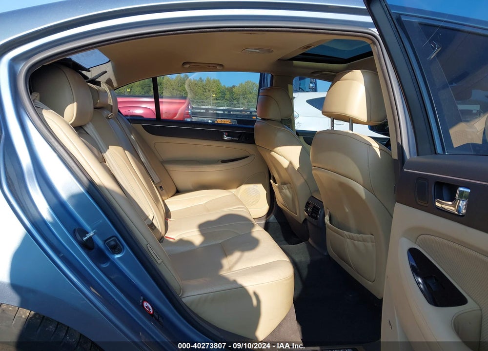 2009 HYUNDAI GENESIS 4.6 VIN: KMHGC46F59U064786