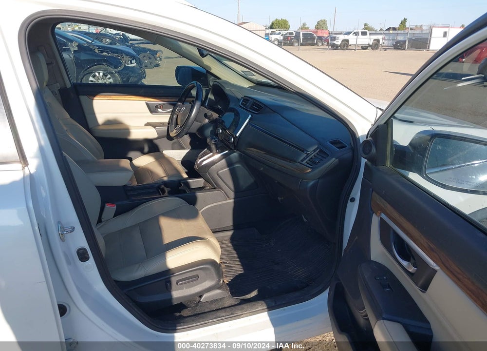 2018 HONDA CR-V TOURING VIN: 2HKRW1H97JH512874