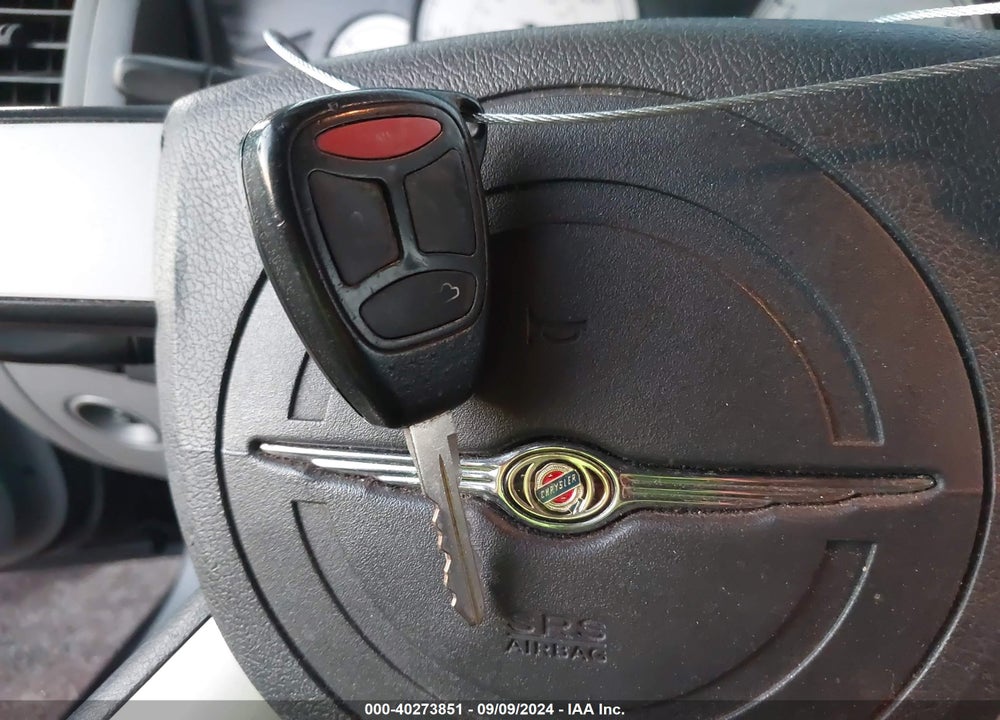 2006 CHRYSLER 300 VIN: 2C3KA43R76H263540