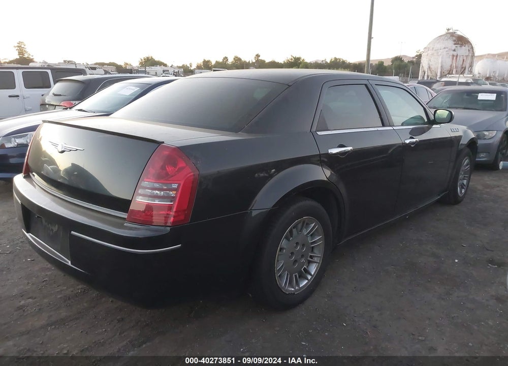 2006 CHRYSLER 300 VIN: 2C3KA43R76H263540