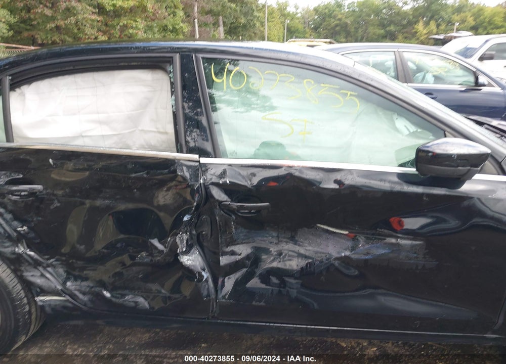 2017 VOLKSWAGEN JETTA VIN: 3VW2B7AJ6HM302983