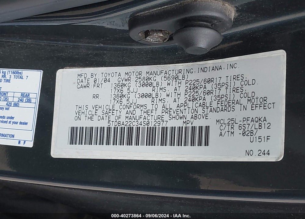 2004 TOYOTA SIENNA VIN: 5TDBA22C34S012977
