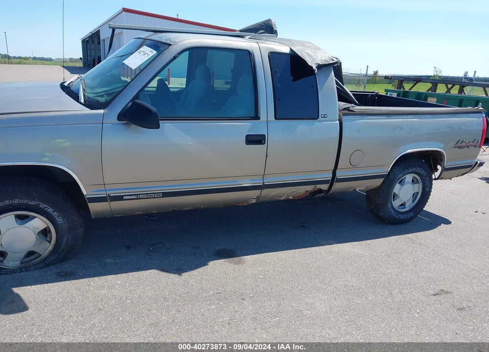 1998 GMC SIERRA 1500 SL WIDESIDE VIN: 2GTEK19M9W1530699