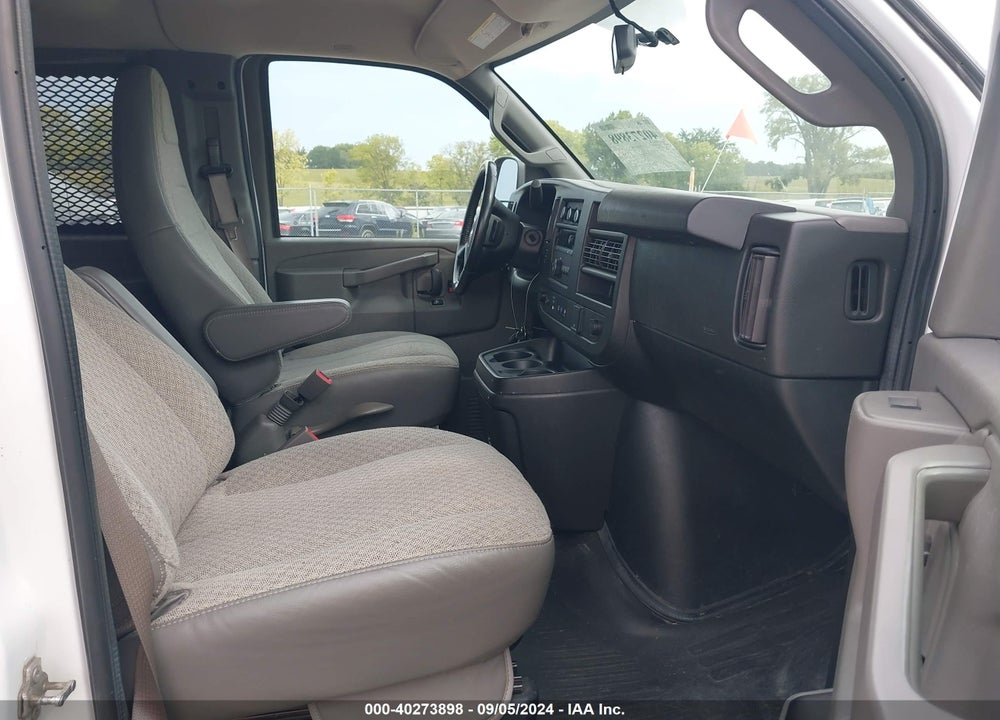 2020 CHEVROLET EXPRESS PASSENGER LS VIN: 1GAZGNFGXL1165193