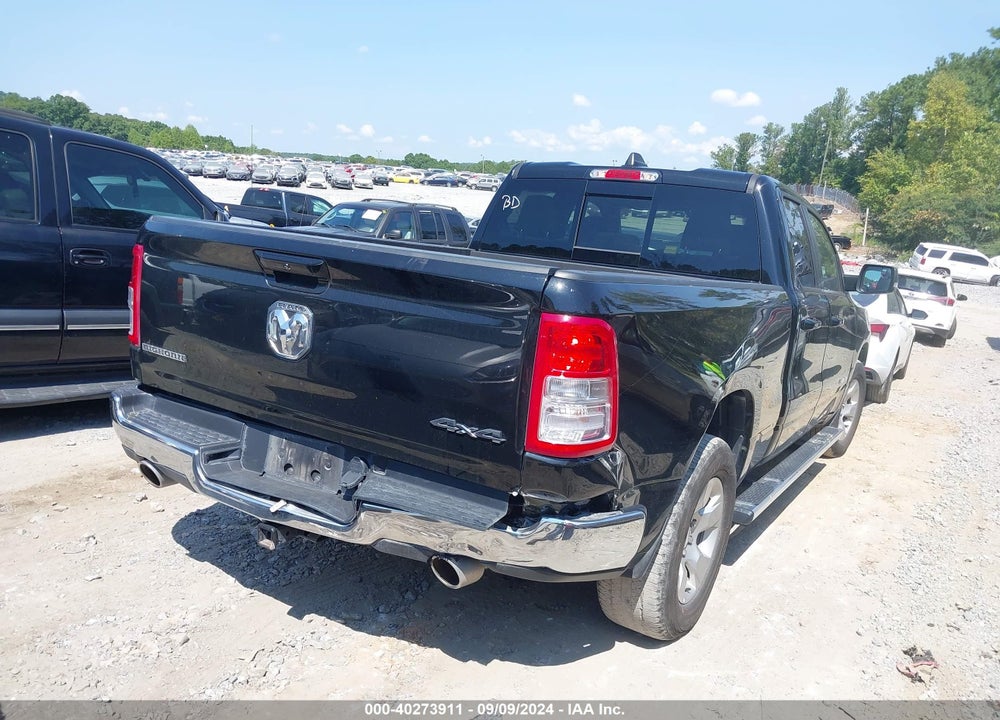 2022 RAM 1500 BIG HORN QUAD CAB 4X4 6'4 BOX VIN: 1C6SRFBT2NN480536