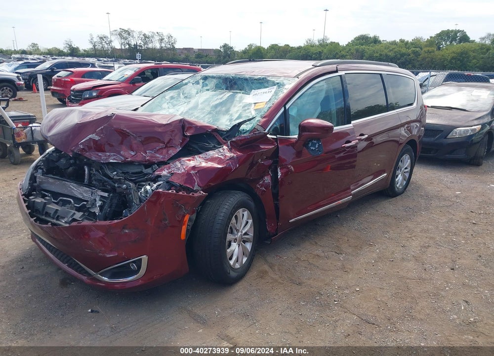 2017 CHRYSLER PACIFICA TOURING L VIN: 2C4RC1BGXHR661275