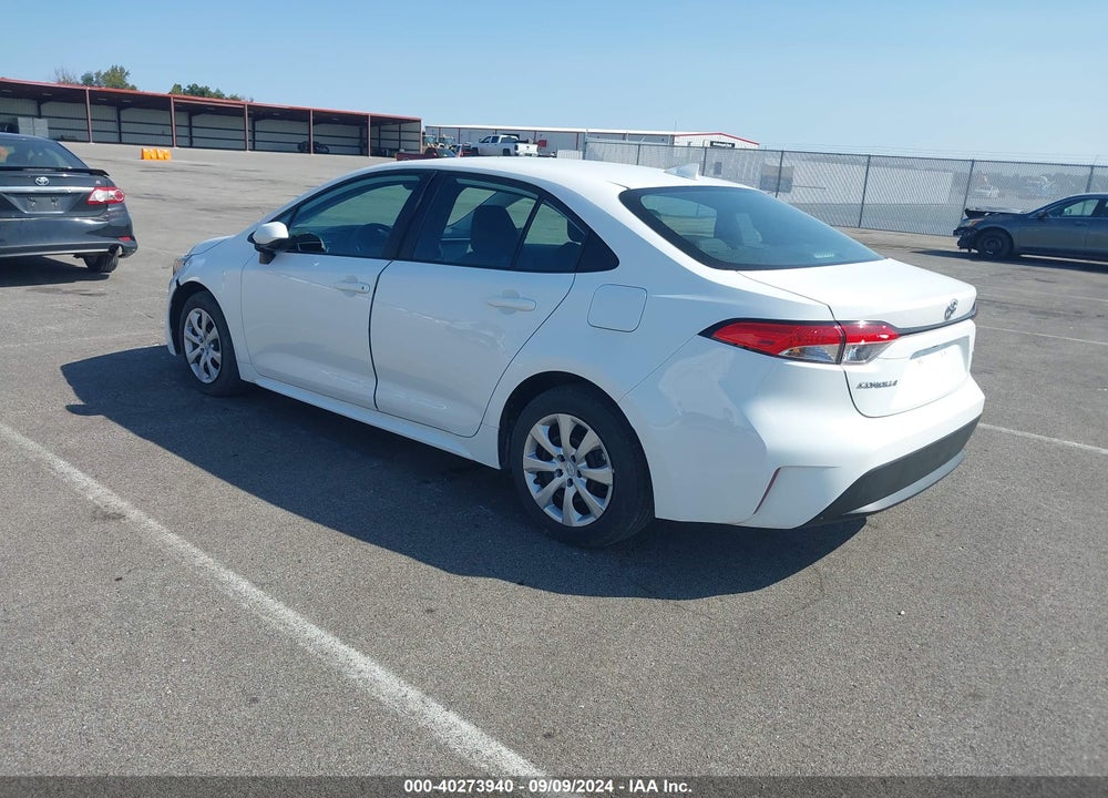 2022 TOYOTA COROLLA LE VIN: 5YFEPMAE8NP363971