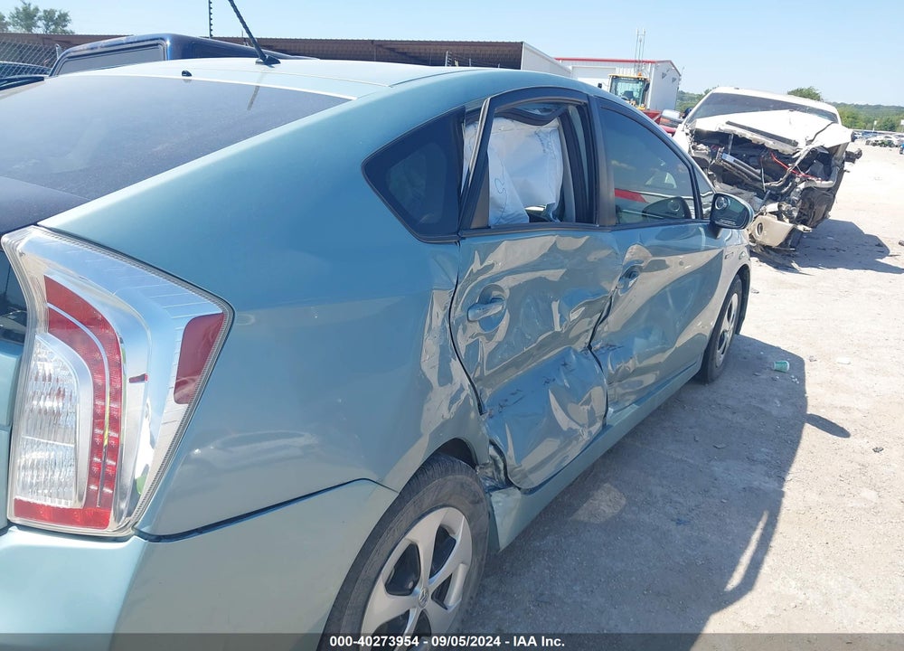 2012 TOYOTA PRIUS TWO VIN: JTDKN3DU6C5470825