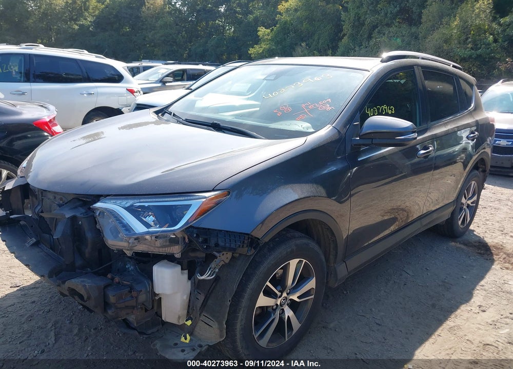 2017 TOYOTA RAV4 XLE VIN: JTMRFREV9HJ112512
