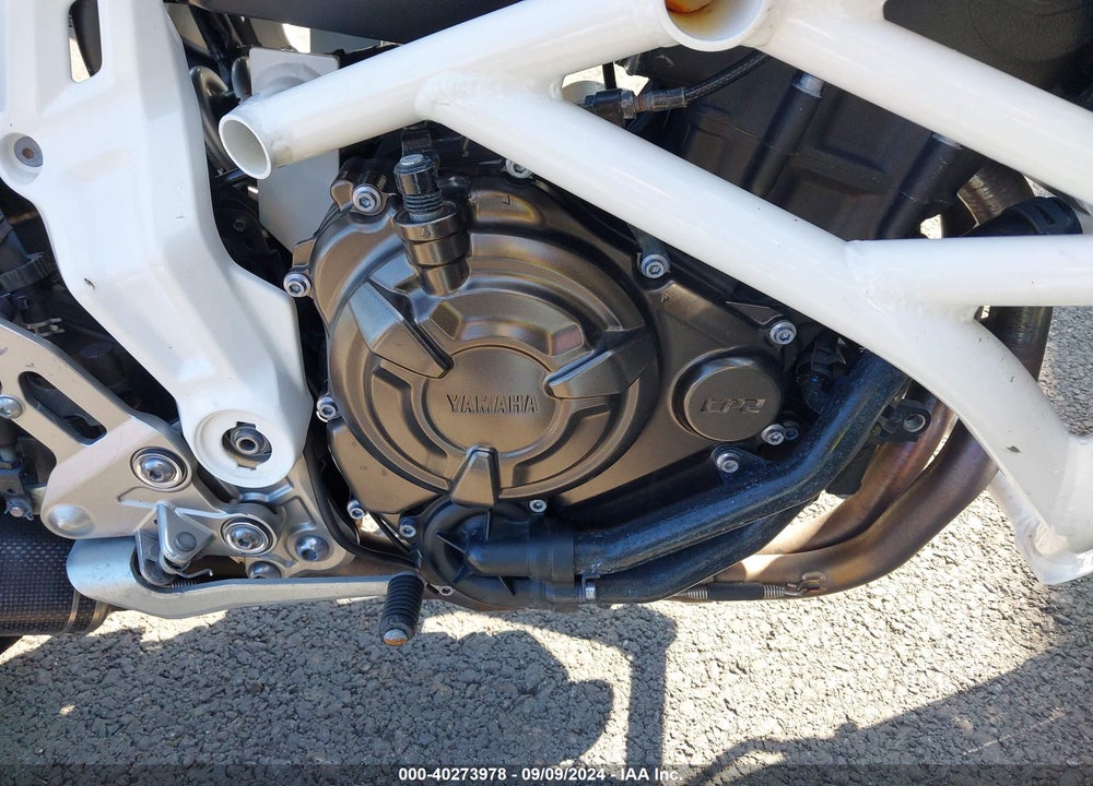 2017 YAMAHA FZ07 VIN: JYARM06E6HA012573