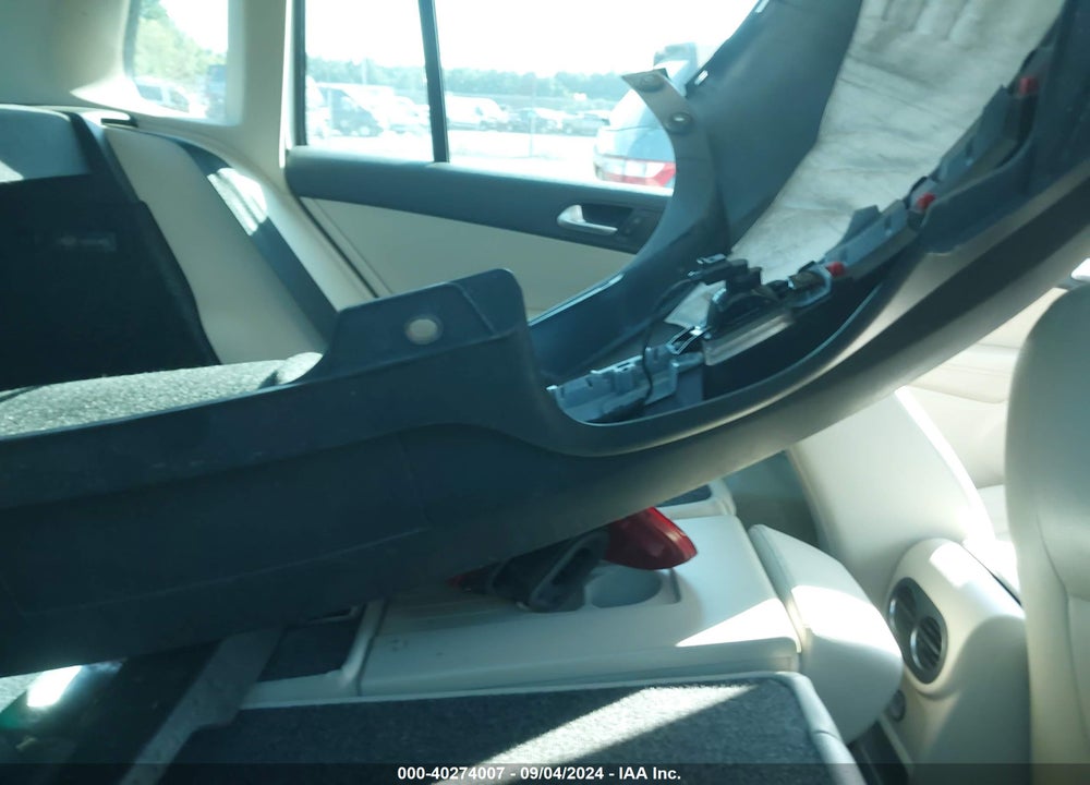 2015 VOLKSWAGEN TIGUAN SEL VIN: WVGBV7AX5FW582287