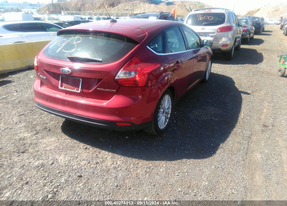 2014 FORD FOCUS TITANIUM VIN: 1FADP3N2XEL159032