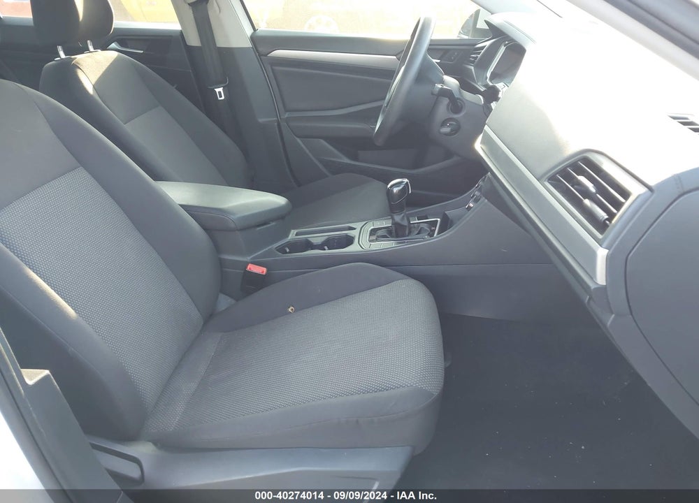 2019 VOLKSWAGEN JETTA 1.4T R-LINE/1.4T S/1.4T SE VIN: 3VWC57BU9KM171639