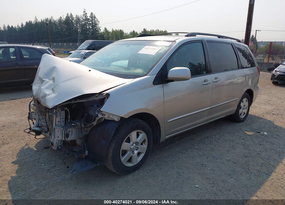2004 TOYOTA SIENNA XLE VIN: 5TDZA22C44S129448
