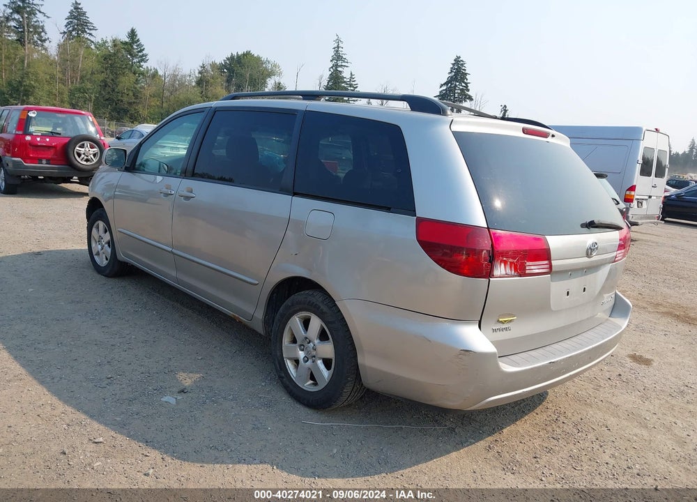 2004 TOYOTA SIENNA XLE VIN: 5TDZA22C44S129448