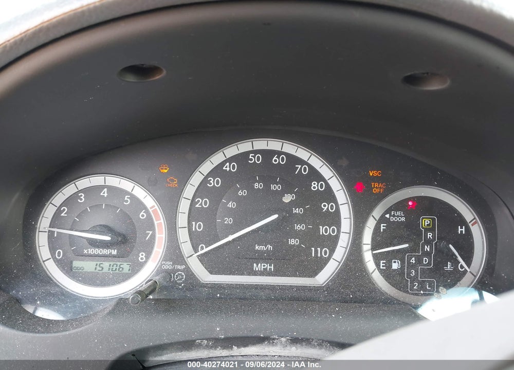 2004 TOYOTA SIENNA XLE VIN: 5TDZA22C44S129448
