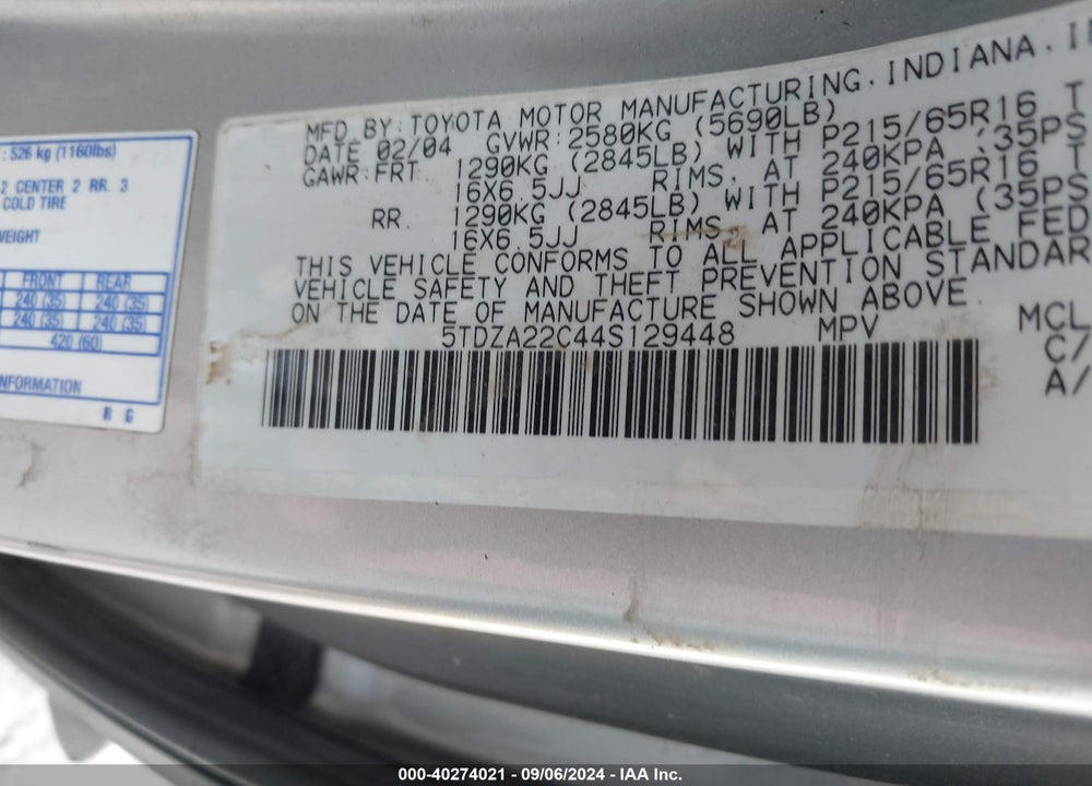 2004 TOYOTA SIENNA XLE VIN: 5TDZA22C44S129448