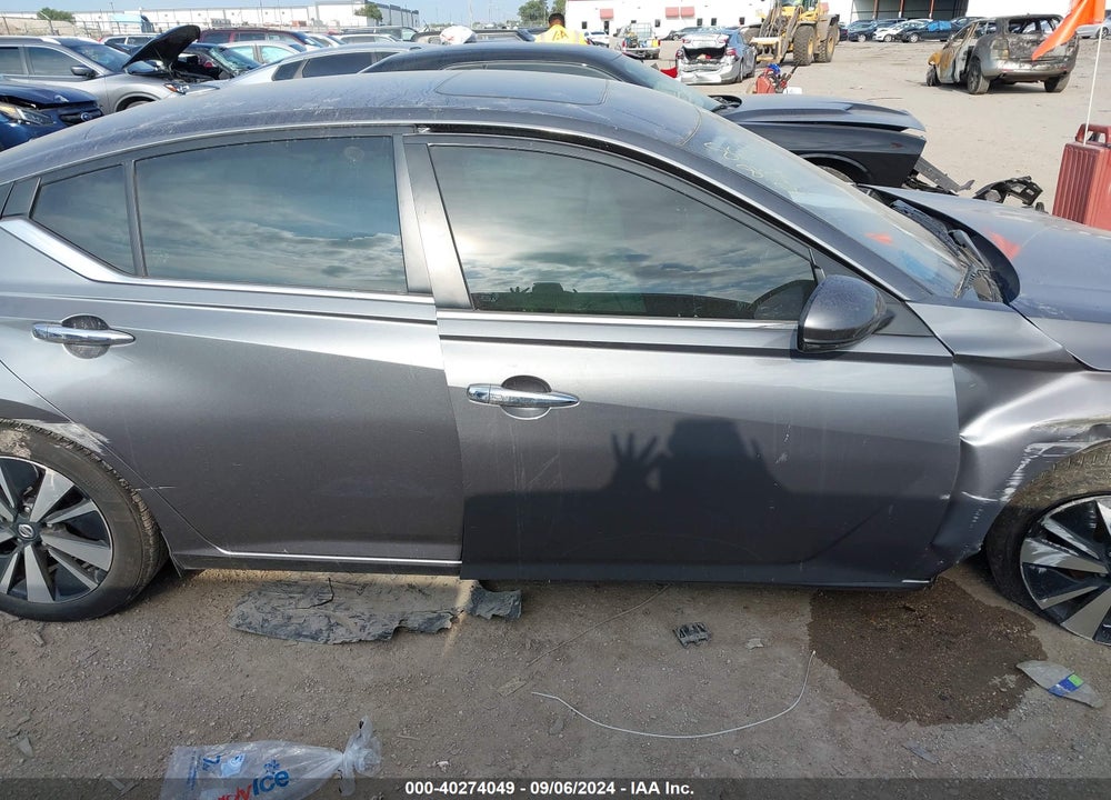 2022 NISSAN ALTIMA SV FWD VIN: 1N4BL4DV8NN364535