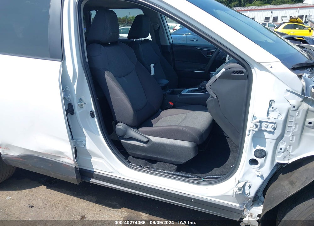 2023 TOYOTA RAV4 XLE VIN: 2T3W1RFV0PW240251