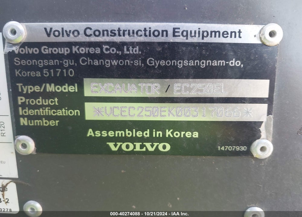 2023 VOLVO EC250E EXCAVATOR VIN: VCEC250EK00317066