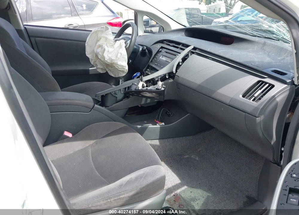 2011 TOYOTA PRIUS TWO VIN: JTDKN3DU6B5340185