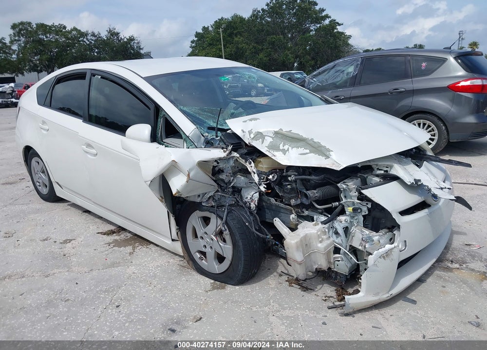 2011 TOYOTA PRIUS TWO VIN: JTDKN3DU6B5340185