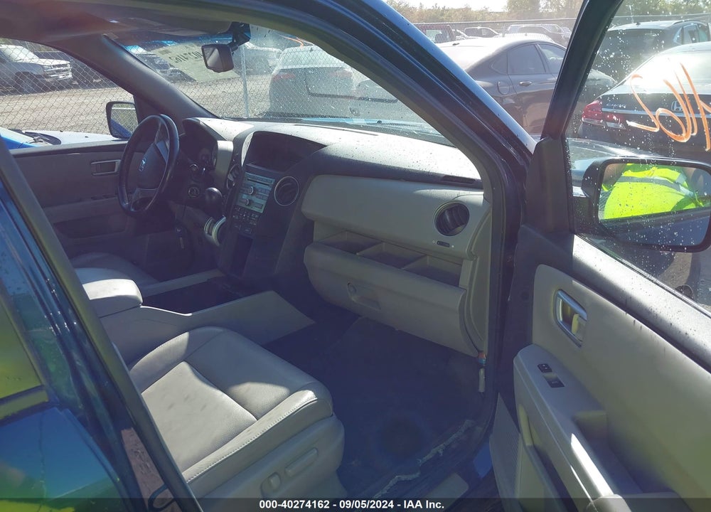 2010 HONDA PILOT EX-L VIN: 5FNYF4H54AB030114