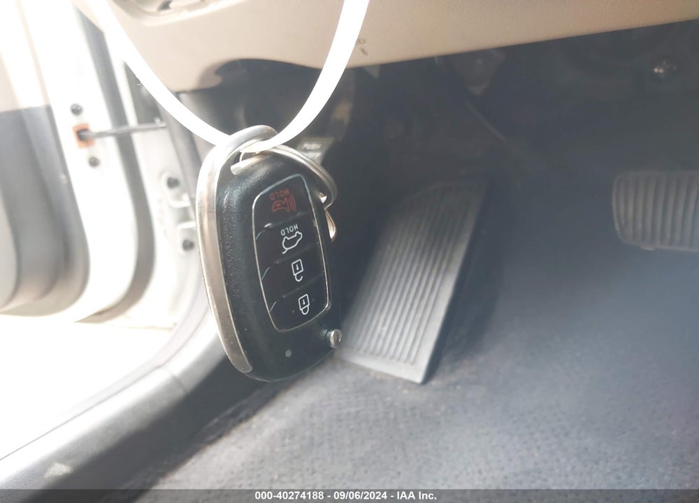 2018 HYUNDAI TUCSON SE VIN: KM8J23A4XJU694218