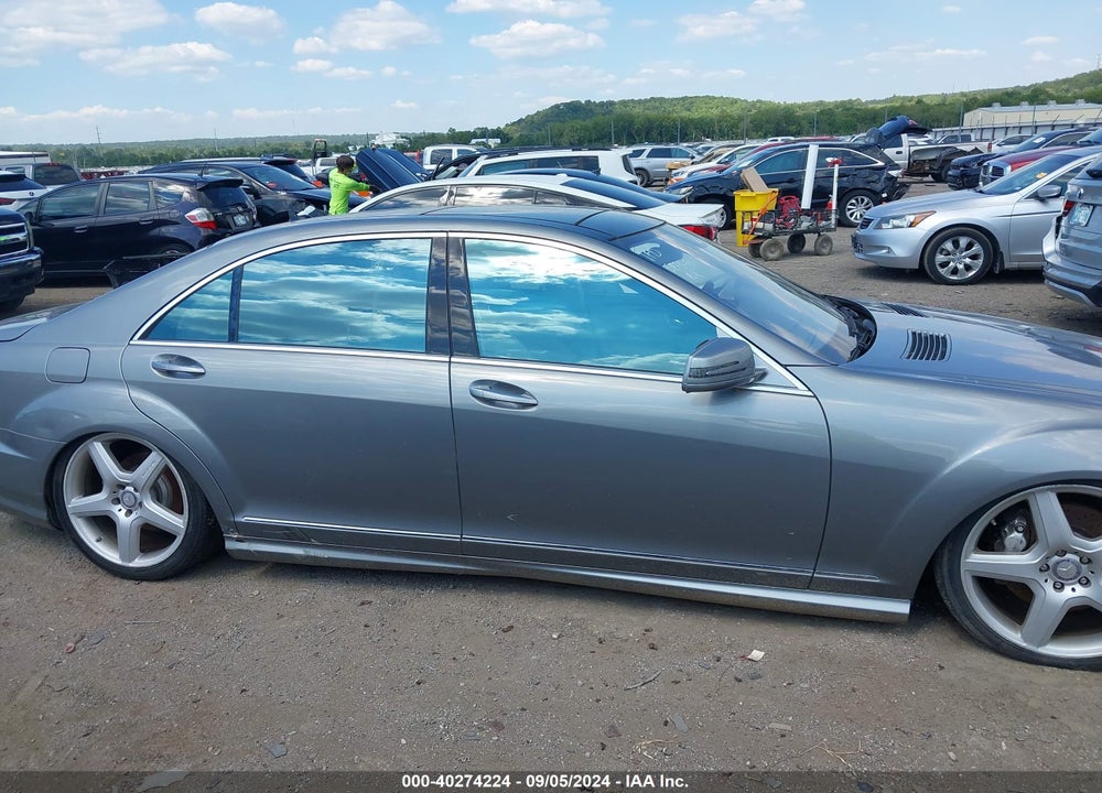 2013 MERCEDES-BENZ S 550 VIN: WDDNG7DB8DA517025