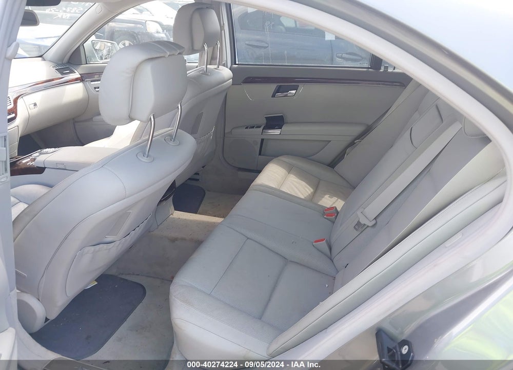2013 MERCEDES-BENZ S 550 VIN: WDDNG7DB8DA517025