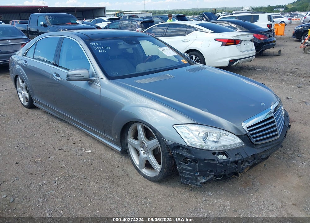 2013 MERCEDES-BENZ S 550 VIN: WDDNG7DB8DA517025