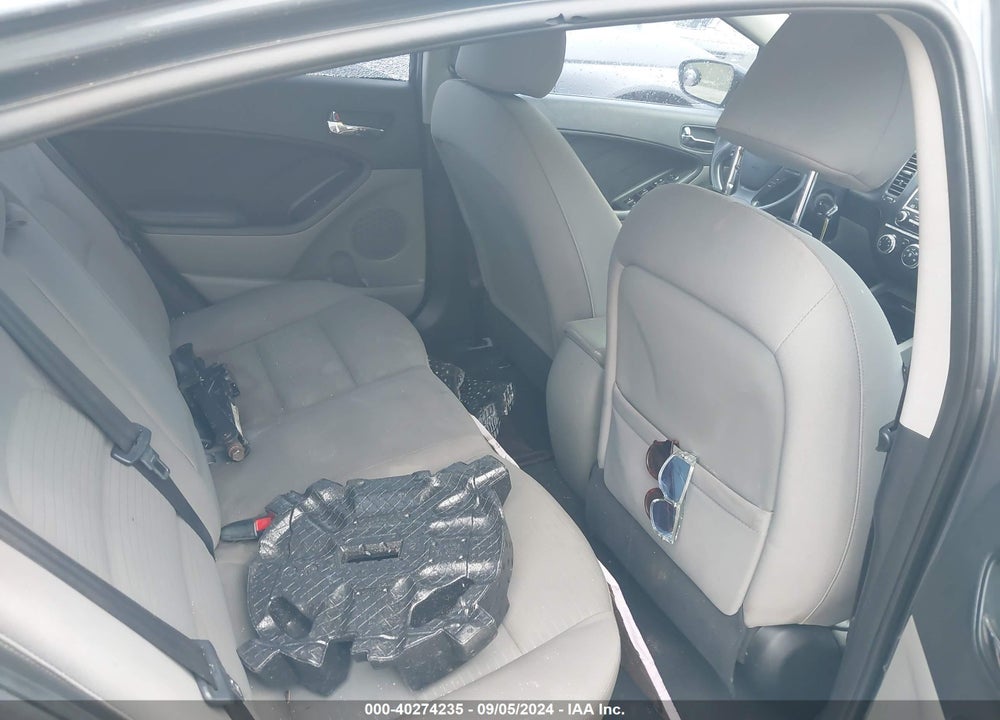 2015 KIA FORTE LX VIN: KNAFX4A6XF5420776